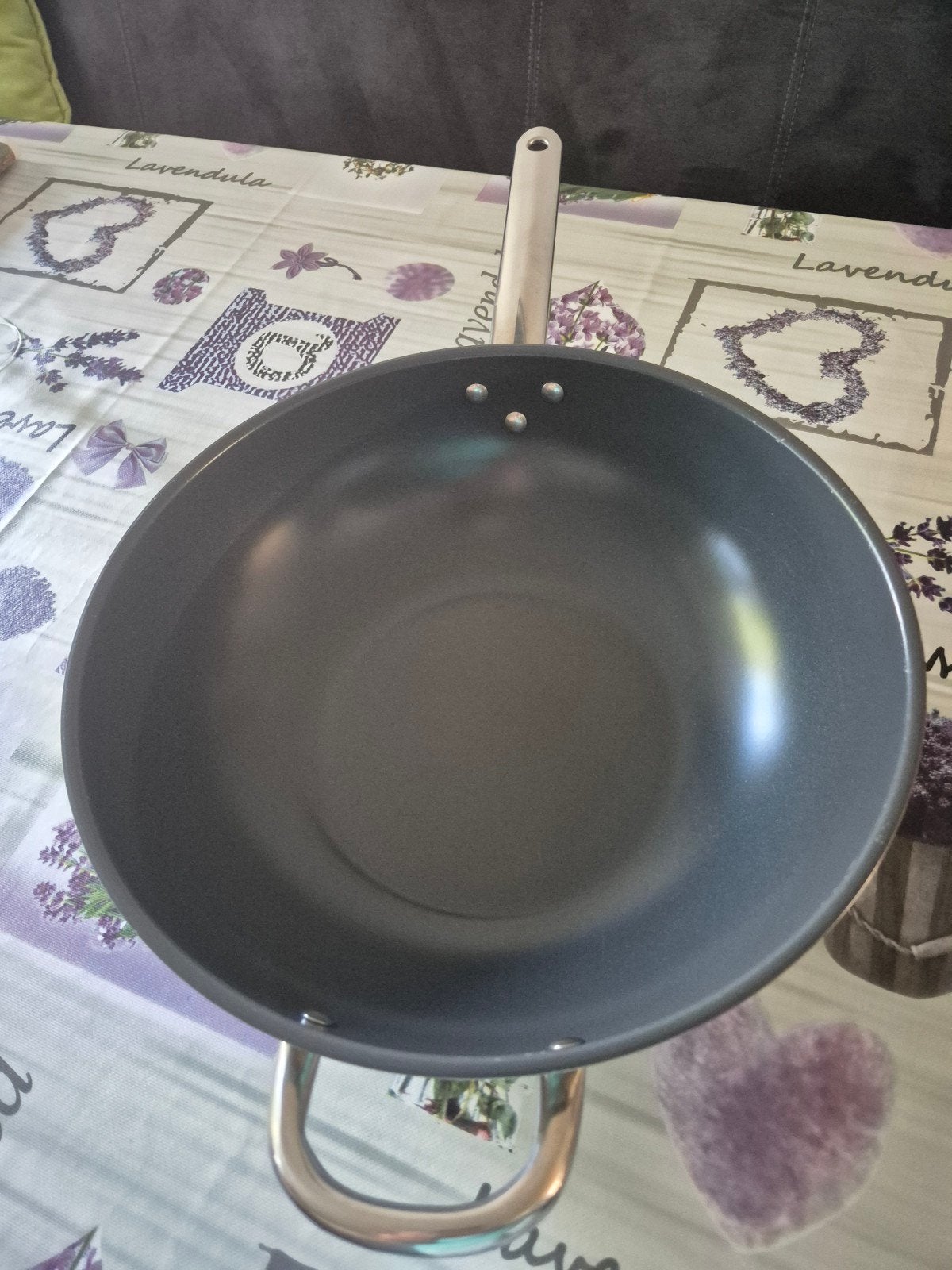 Te koop Roestvrijstalen Wokpan met tefal binnenkant., Huis en Inrichting, Ophalen, Zo goed als nieuw, IKEA, Rvs