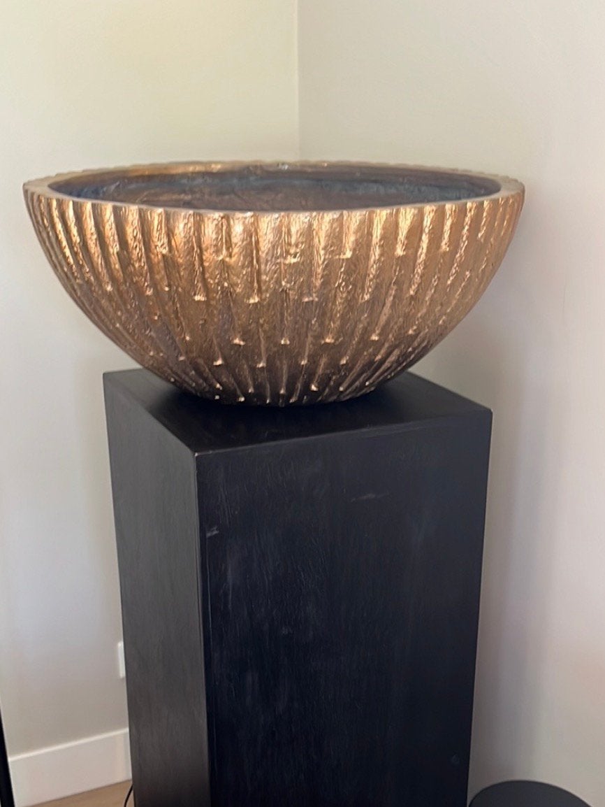 Grote gouden decoratieve schaal/vaas, Ophalen, Overige materialen, Zo goed als nieuw, Geschikt voor droogbloemen