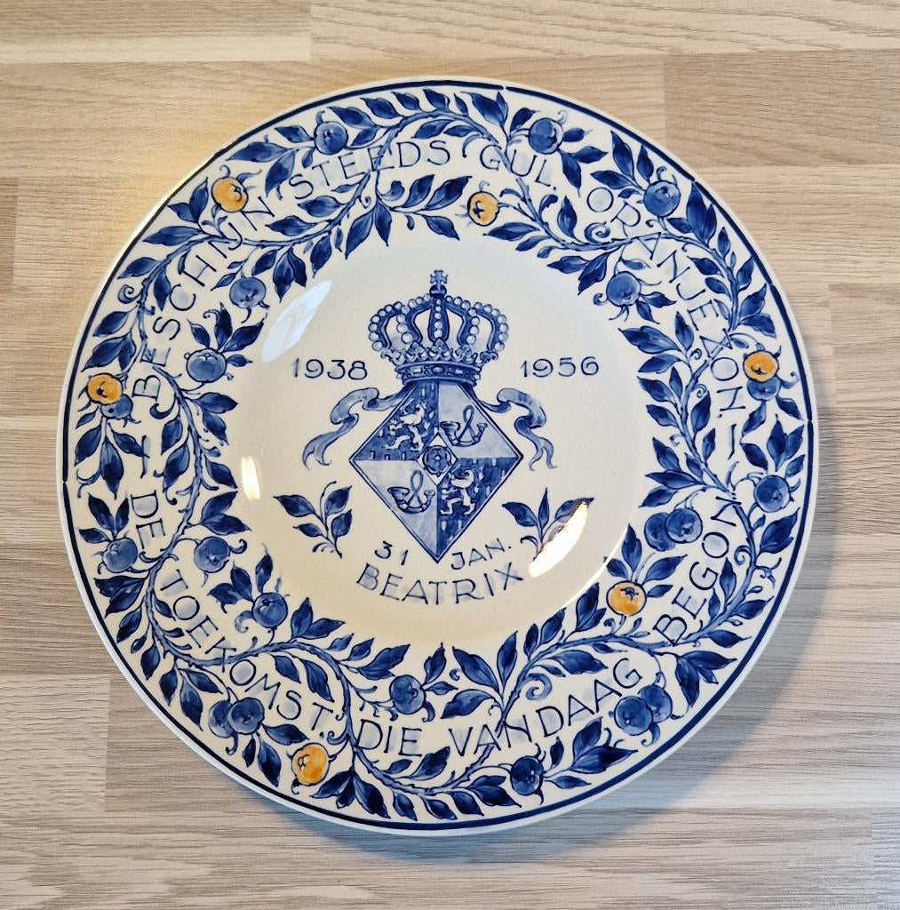 Delfts blauw borden Koninklijk huis, Verzamelen, Ophalen of Verzenden, Zo goed als nieuw, Overige typen