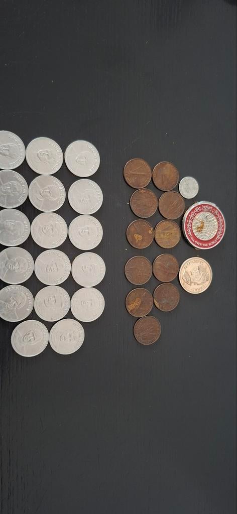 Div. Voetbal munten van vroeger en shell munten bieden, Ophalen of Verzenden, Overige landen, 2 euro