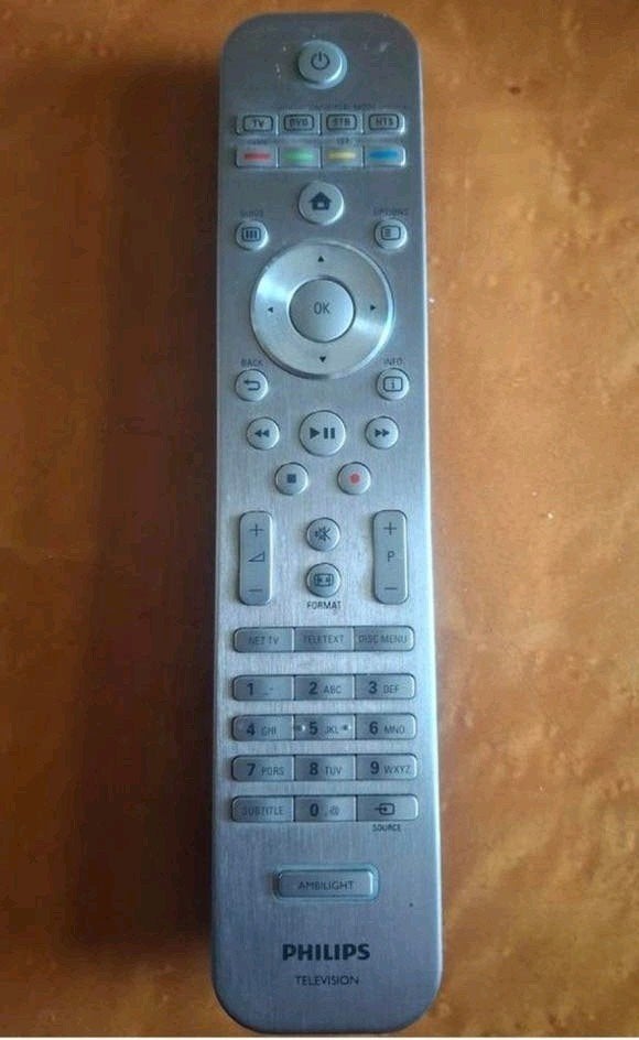 Philips universele afstandsbediening, Audio, Tv en Foto, Afstandsbedieningen, Ophalen, Zo goed als nieuw, Tv