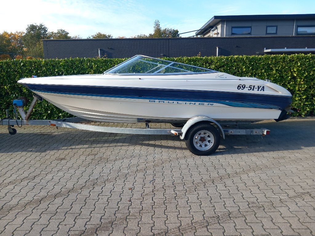 BAYINER 1850 OPEN PUNT 140 PK MERCRUISER TRAILER INRUIL MOG, Gebruikt, Binnenboordmotor, Met afstandsbediening, 120 tot 200 pk