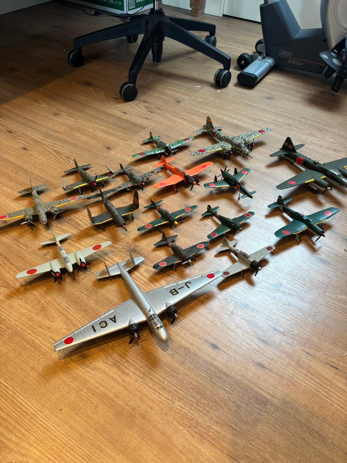 16x Japanse vliegtuigen 1/72 WW2 gebouwd partij collectie, Gebruikt, Ophalen of Verzenden, Vliegtuig, Hasegawa