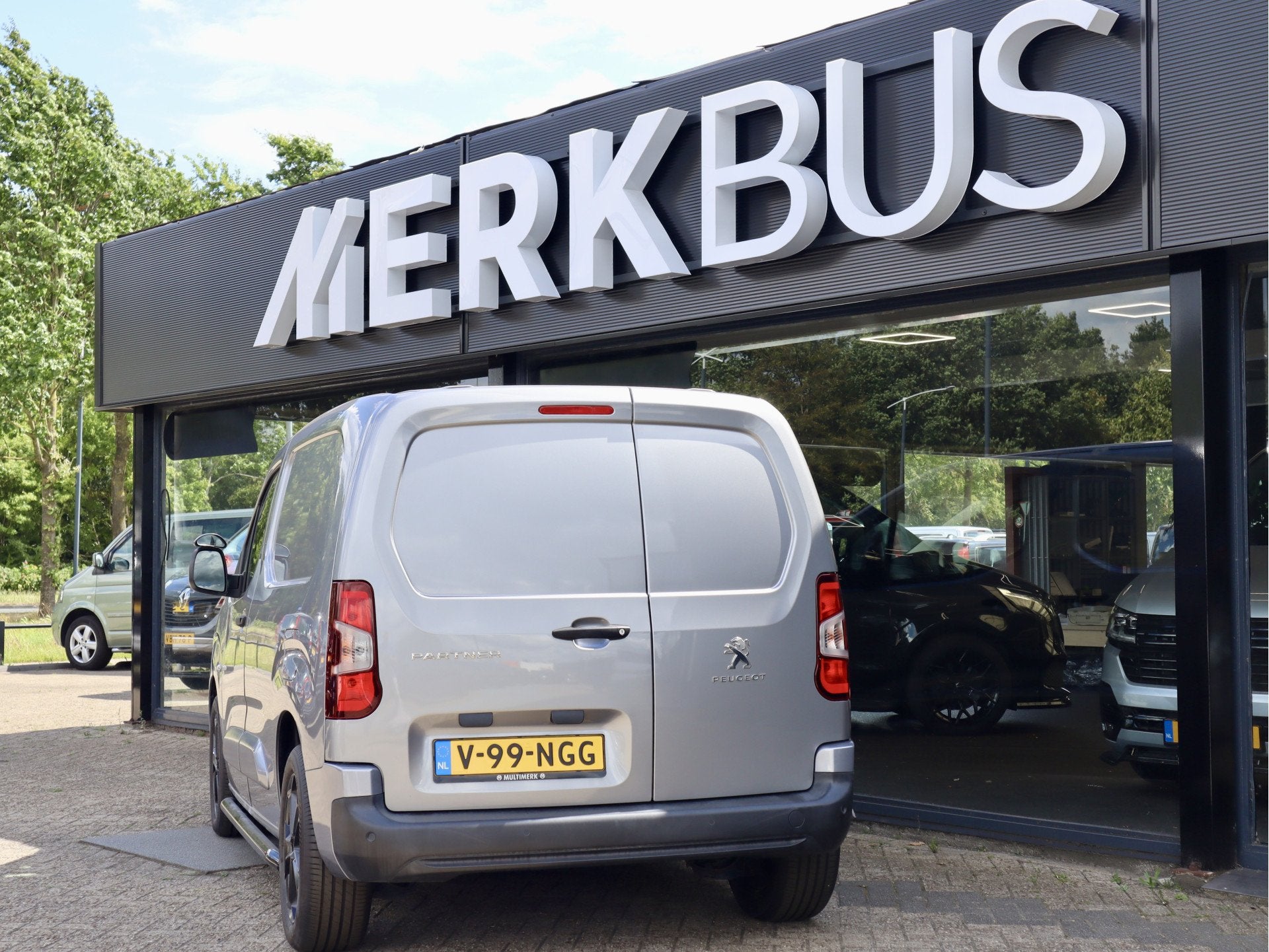 Peugeot Partner HDI 102PK MARGE-BTW VRIJ AIRCO CRUISE, Auto's, Bestelauto's, Voorwielaandrijving, Gebruikt, Euro 6, 4 cilinders