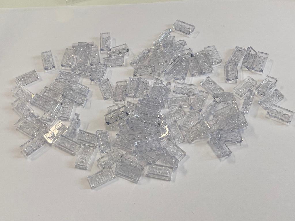 Partij 100x nieuwe 1x2 Lego plaatjes in doorzichtige kleuren, Overige thema's, Lego, Nieuw, Ophalen of Verzenden
