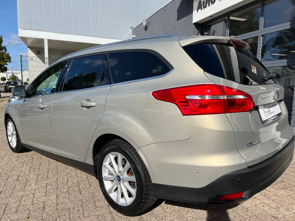 Ford Focus 1.5,Automaat,Station,Nav,Clima, €9995,-, Auto's, Stof, 1498 cc, 690 kg, Dealer onderhouden