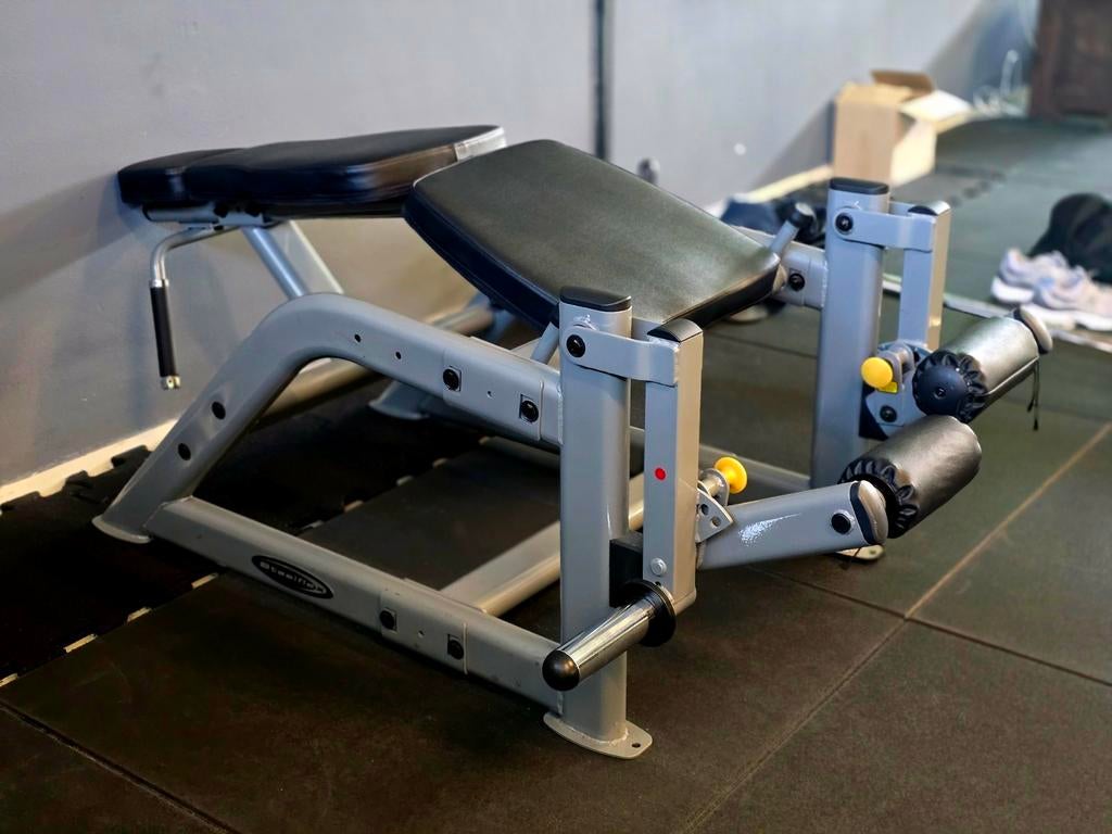 Steelflex Plate Loaded Leg Curl - Krachttraining, Ophalen of Verzenden, Gebruikt, Benen, Overige typen
