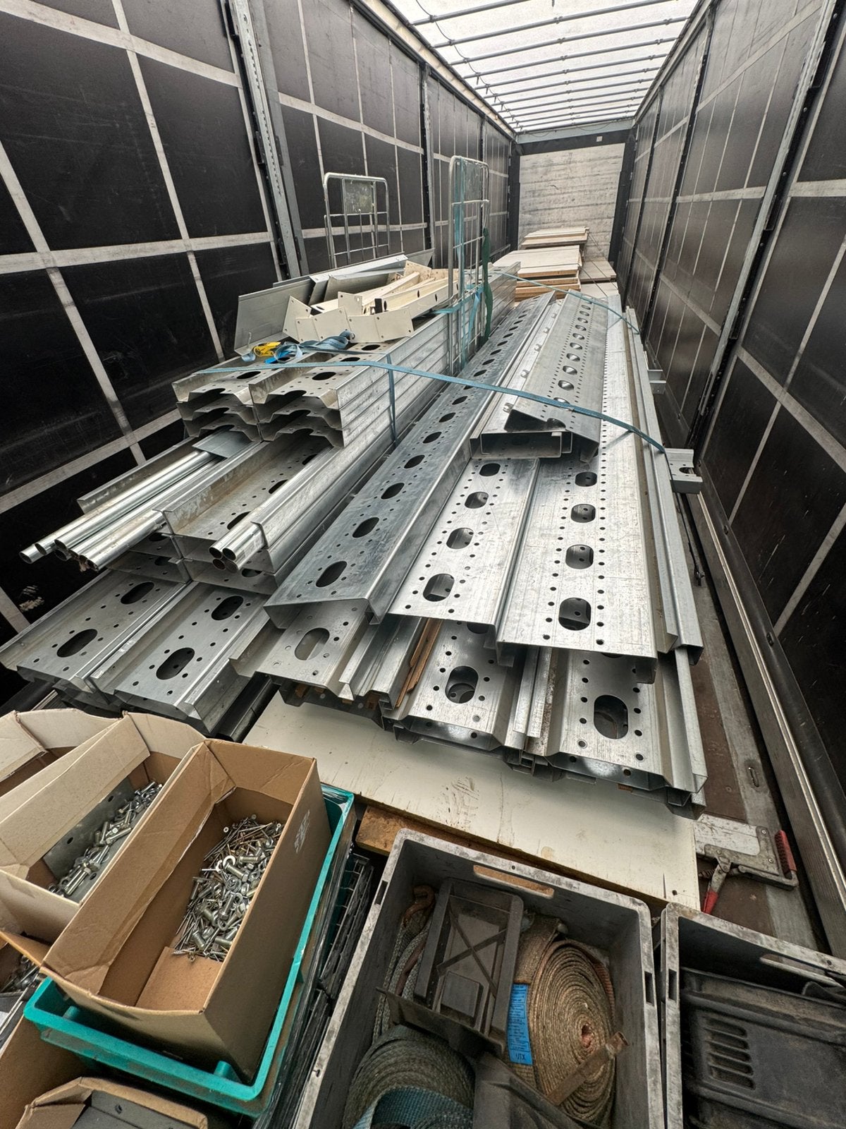 175m2 entresol, 450kg/m2, entresolvloer, verdiepingsvloer, Ophalen, Zo goed als nieuw