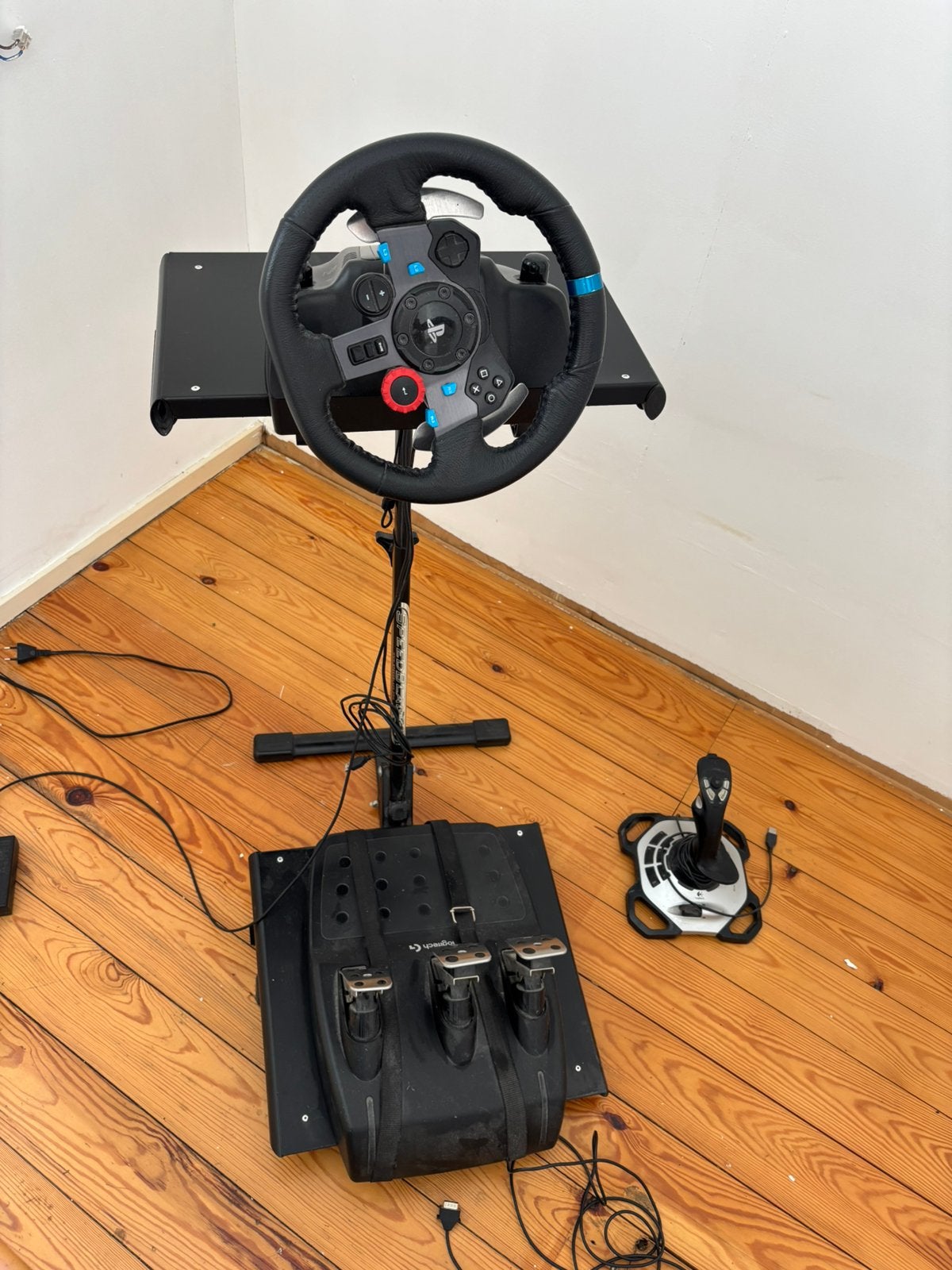 Logitech G29 Racestuur met Pedalen, Shifter en Stand, Ophalen, Racestuur, Gebruikt, Force feedback