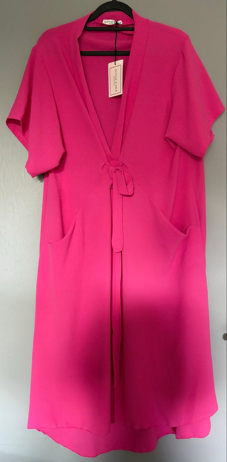 Sophie & Me fuchsia roze jurk met strikdetail, Maat 38/40 (M), Nieuw, Ophalen of Verzenden, Knielengte