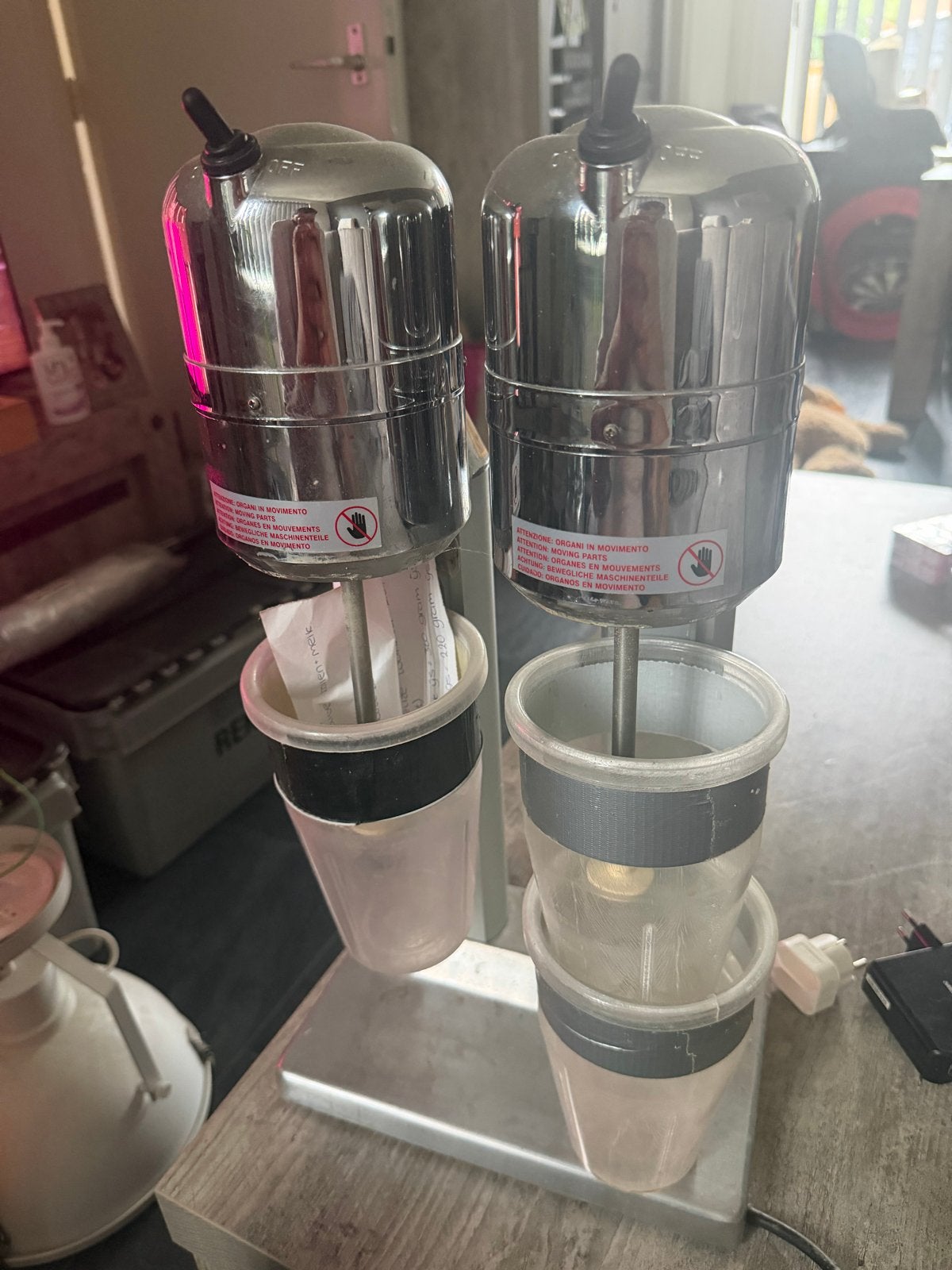 Dubbele Milkshake Machine Vema Frullino - Opknapper, Ophalen of Verzenden