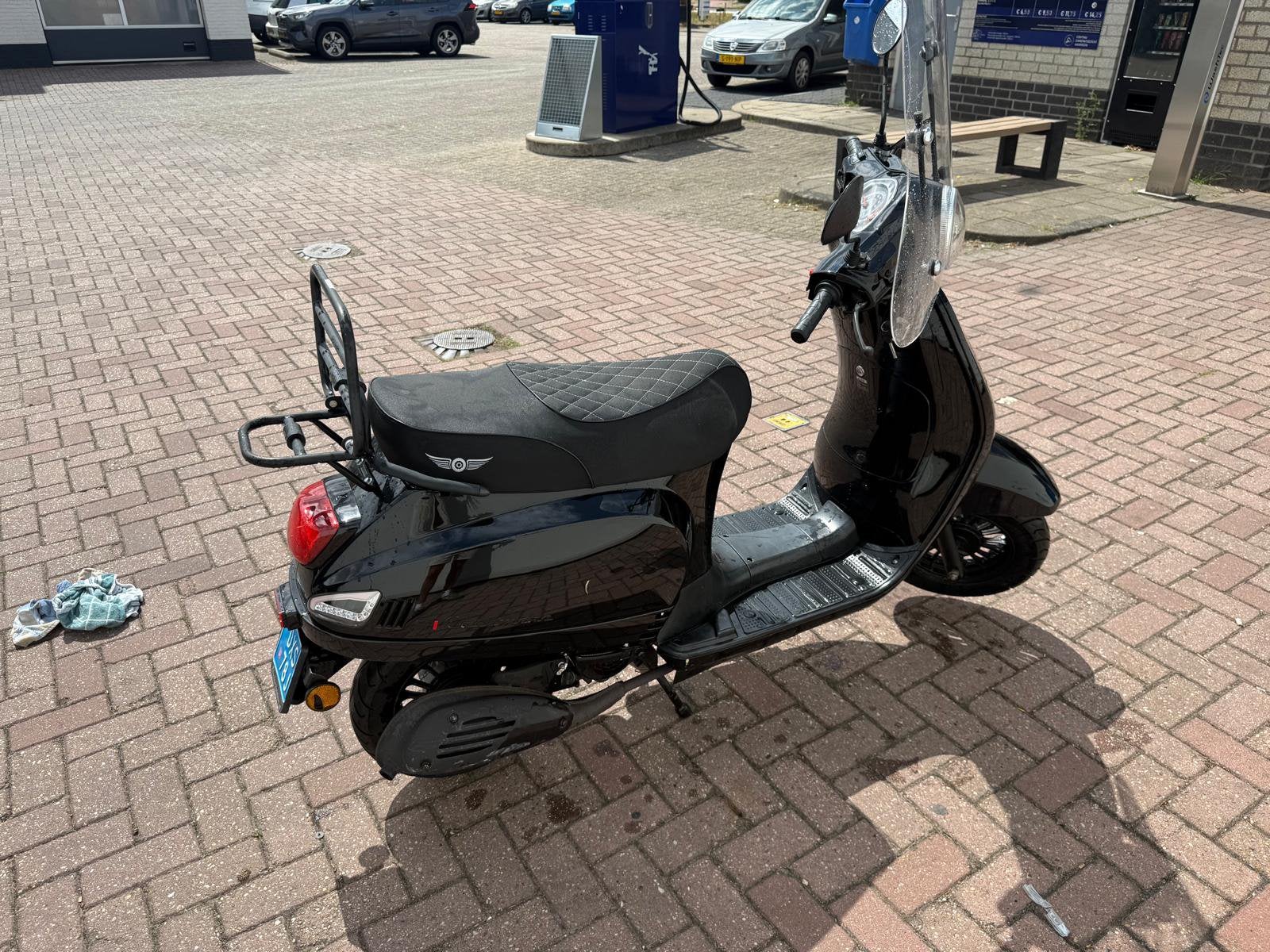 DJJD Cashmere Snorscooter (25 km/u), Fietsen en Brommers, Snorfietsen en Snorscooters, Gebruikt, Benzine, Ophalen, Overige merken