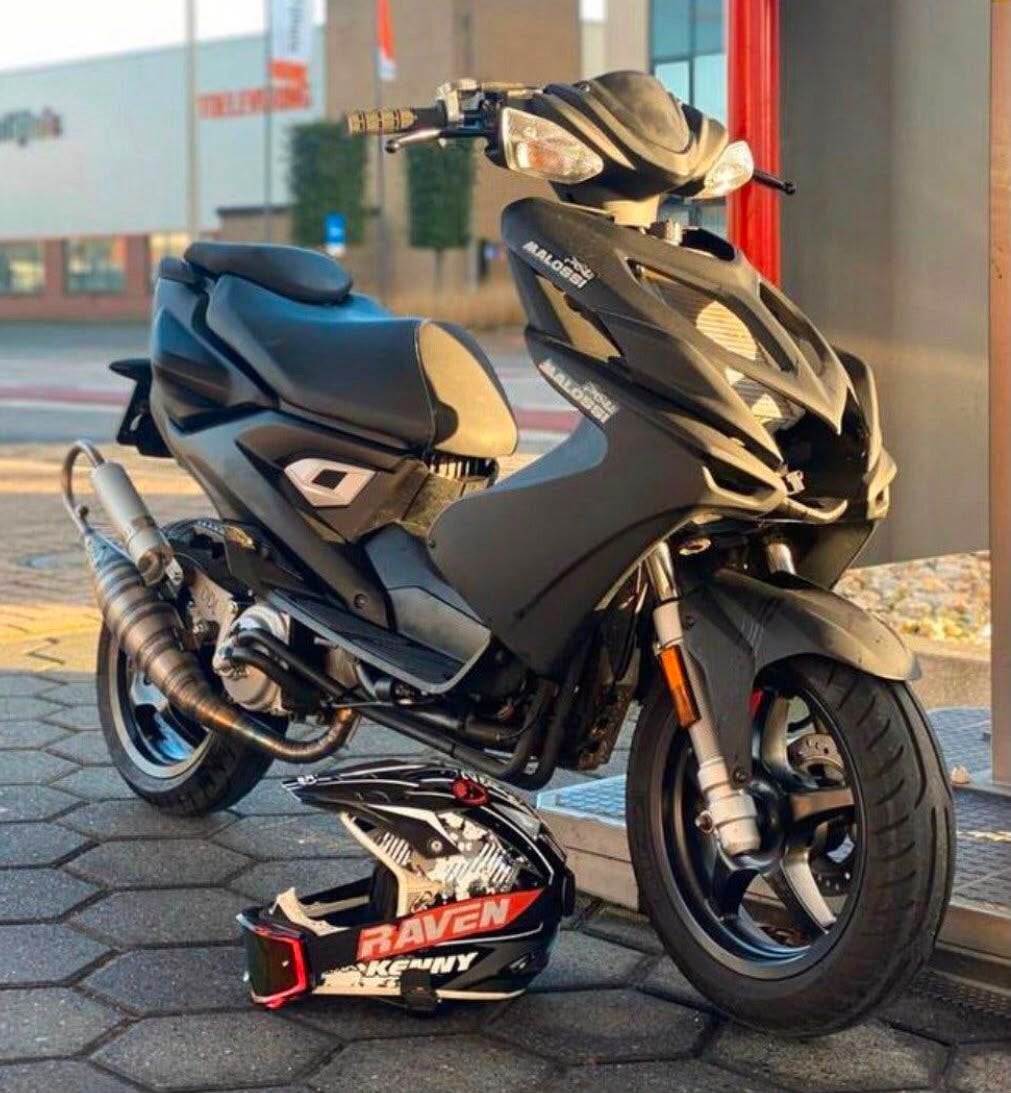 Mooie Yamaha Aerox 70cc (LC), Ophalen, Tweetakt, Aerox, Maximaal 45 km/u