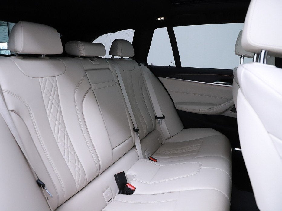 Foto 28 van BMW 5 Serie Touring 520i High Executive | Pano | Leder | 04-