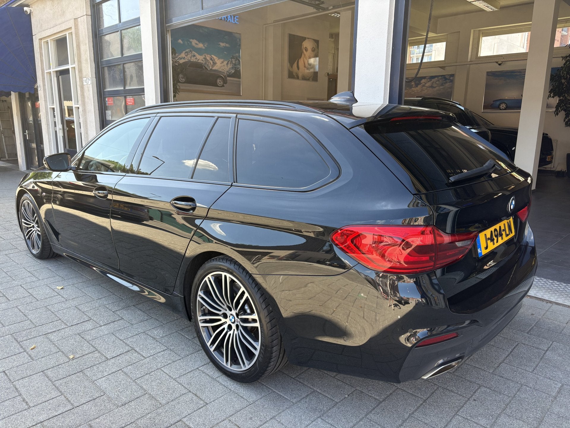 BMW 5 Serie Touring 530i High Executive M-SPORT/ACC/ECC/DEAL, Automaat, 1998 cc, Achterwielaandrijving, Gebruikt