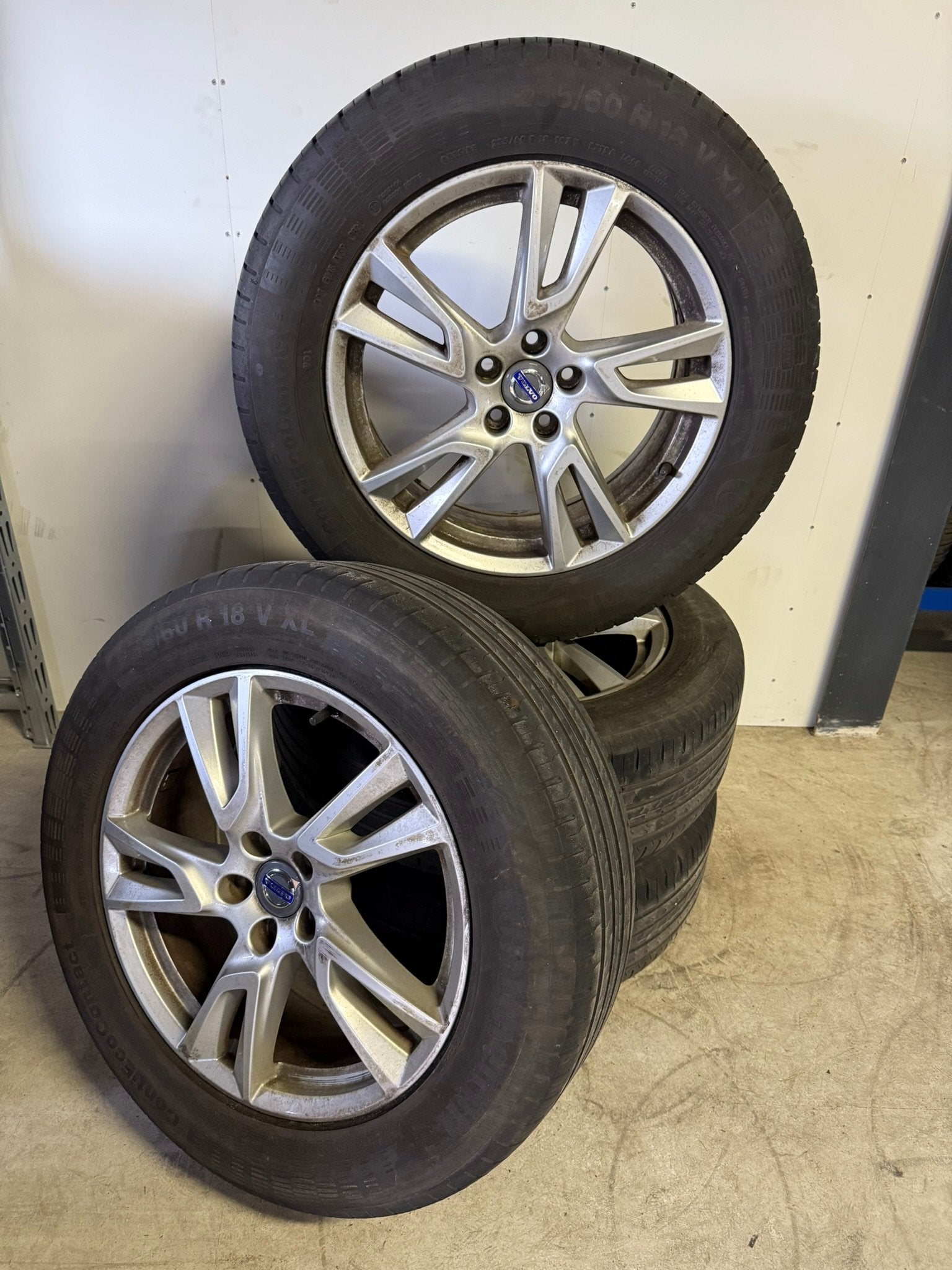 18'' 5-dubbel zilver - XC60 - Continental Eco Contact - 235/