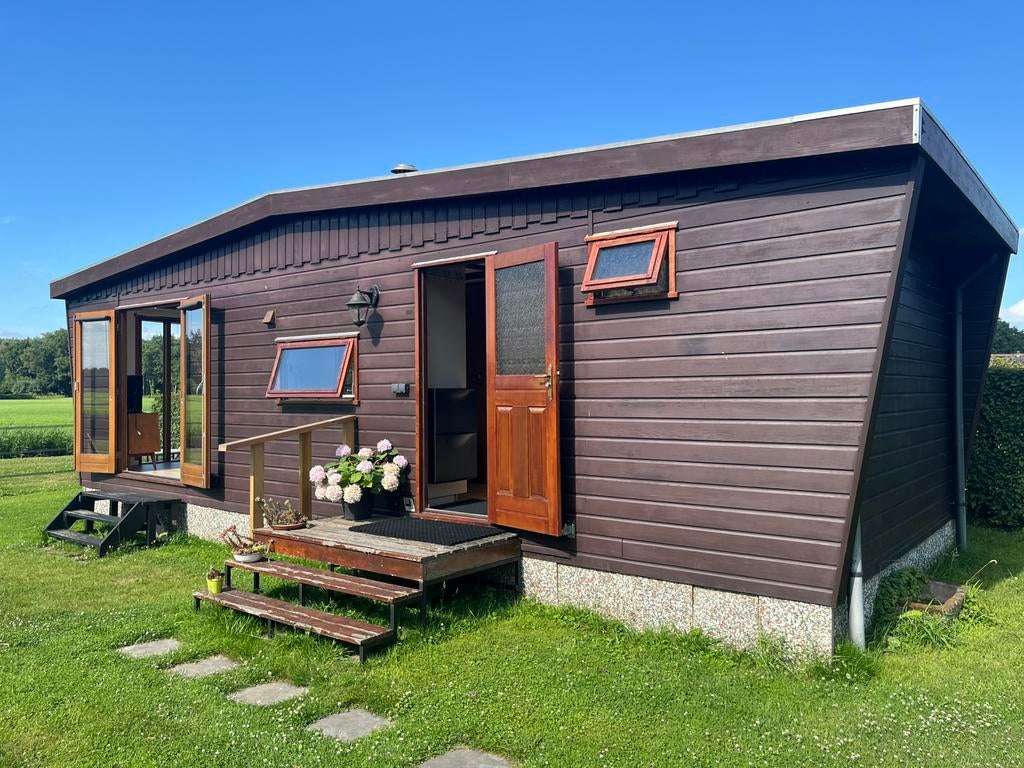 Prachtig gemoderniseerd luxe chalet, Caravans en Kamperen, Tot en met 2