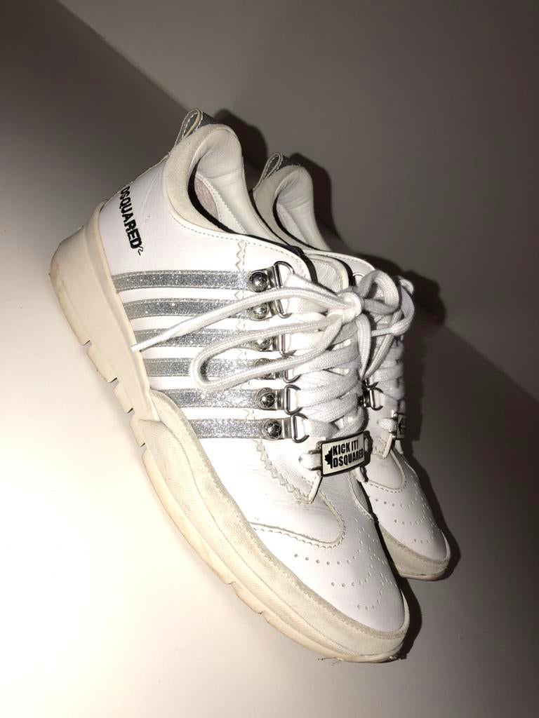 Dsquared witte sneakers maat:39, Kleding | Dames, Schoenen, Ophalen of Verzenden, Zo goed als nieuw, Wit, Sneakers of Gympen