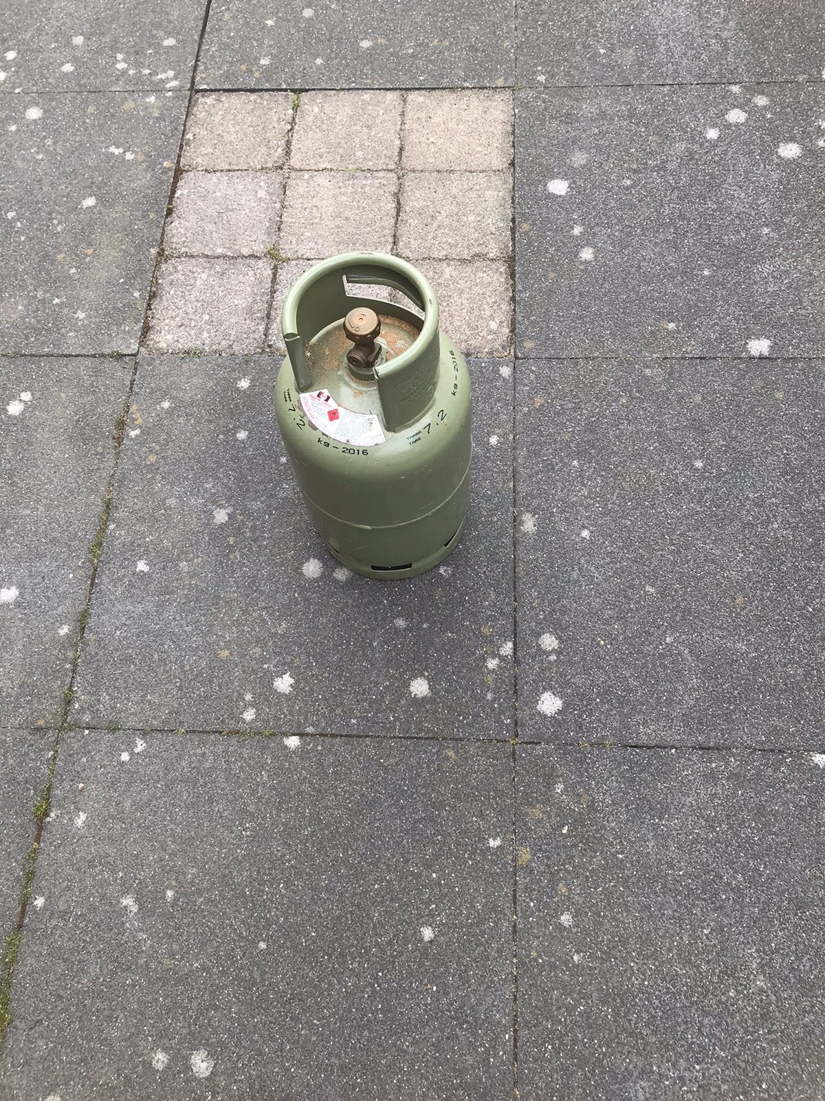 Lege gasfles, Ophalen, Zo goed als nieuw