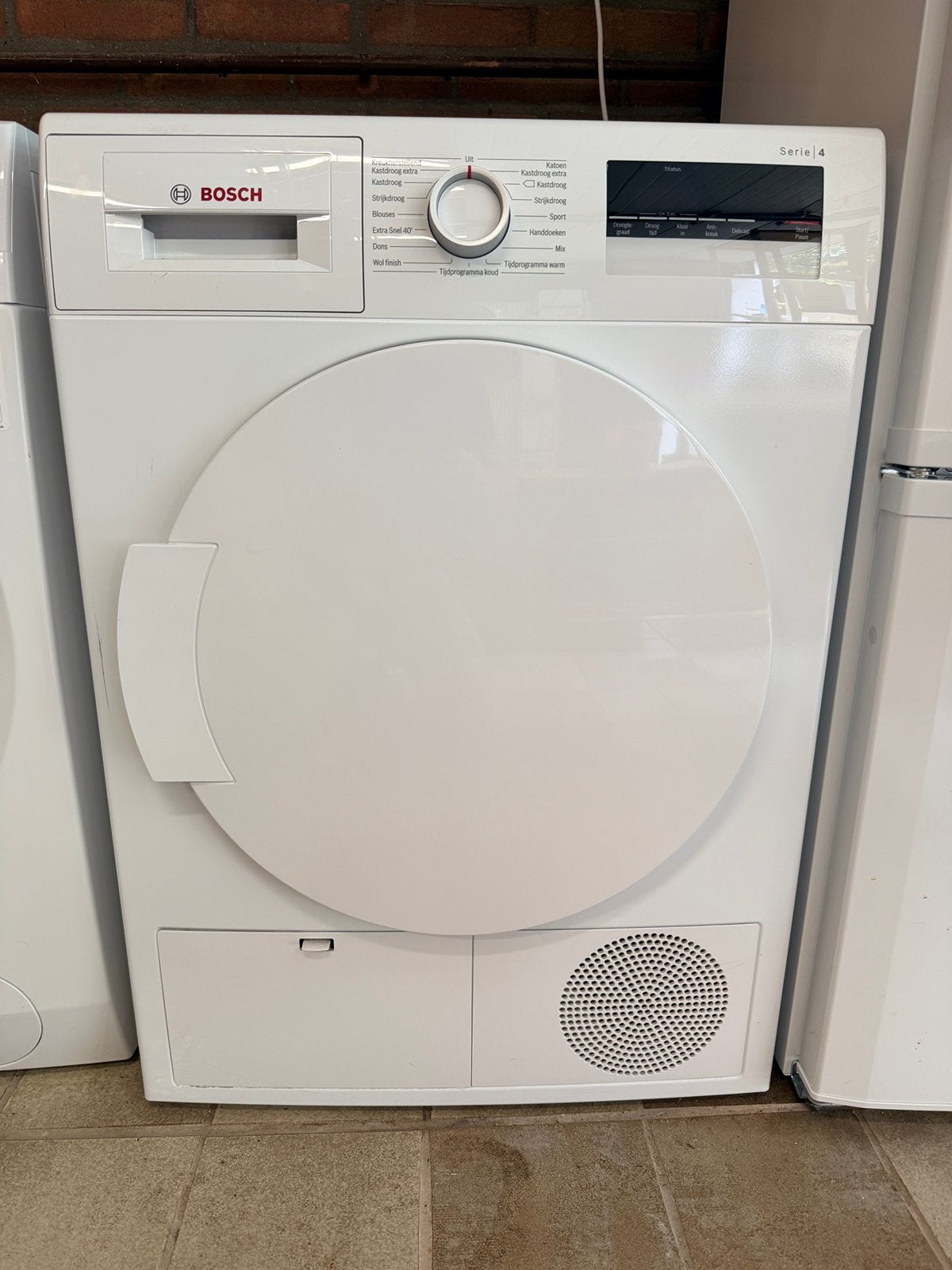 Bosch Serie 4 Condensdroger – Zeer nette staat, Ophalen, 6 tot 8 kg, Minder dan 85 cm, Zo goed als nieuw