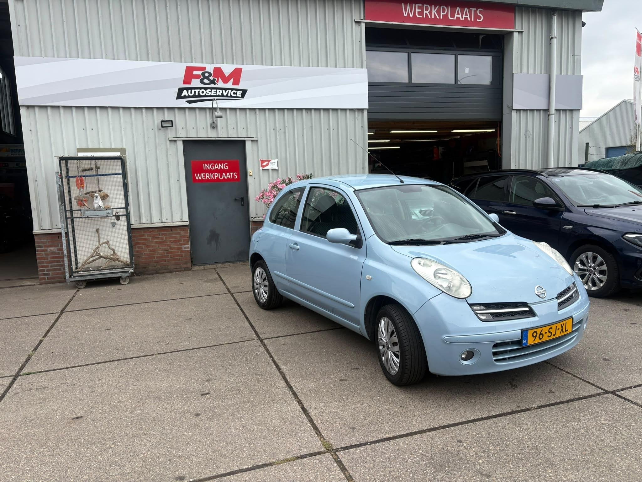 Nissan Micra 1.4 Tekna Clima, radio, Voorwielaandrijving, Stof, 4 cilinders, Blauw
