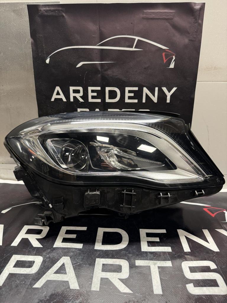 Mercedes GLA W156 X156 Facelift Koplamp Rechts A1569067000, Gebruikt, -, Ophalen of Verzenden, -