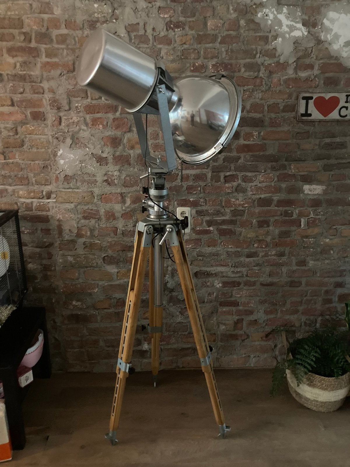 Vintage industriële studio lamp op statief, Ophalen, Zo goed als nieuw, 100 tot 150 cm