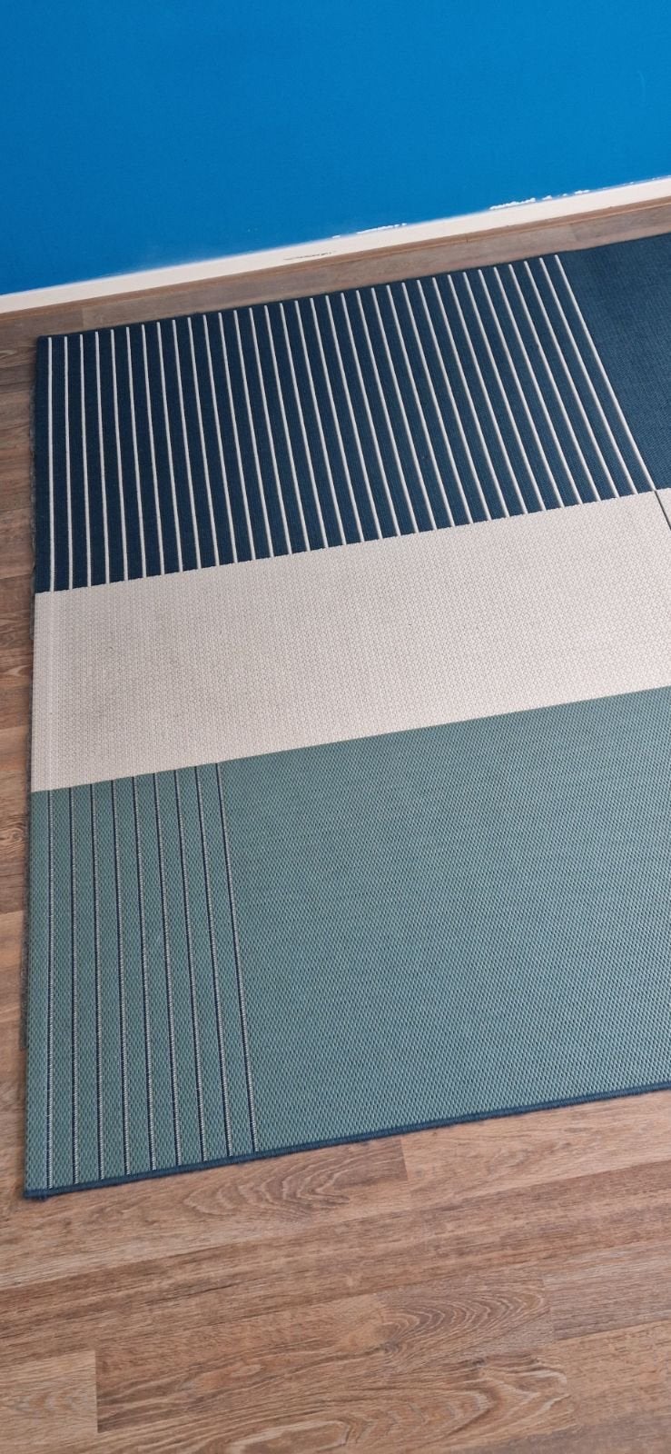 Modern Vloerkleed 200 /300, Huis en Inrichting, Stoffering | Tapijten en Kleden, Gebruikt, Blauw, 150 tot 200 cm, Ophalen of Verzenden