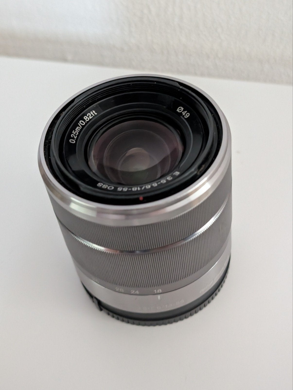 Sony SEL1855 E mount 18-55mm F3.5 5.6 OSS lens, Ophalen, Zo goed als nieuw, Standaardlens, Zoom