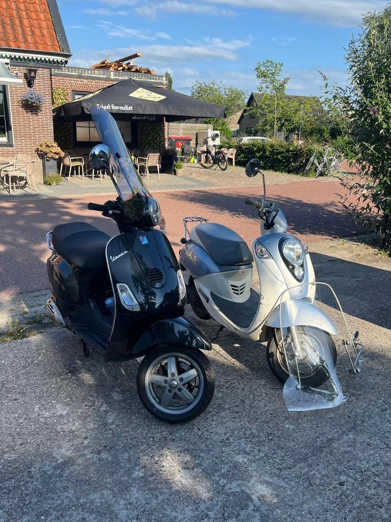 Vespa LX 50 4t, Sim Mio Fashion style 50 4t, Fietsen en Brommers, Scooters | Vespa, Ophalen, Gebruikt, Benzine, 50 cc