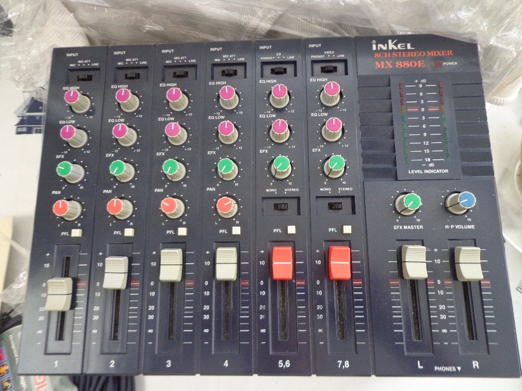 muziek mixer, Ophalen of Verzenden, Zo goed als nieuw, Audio