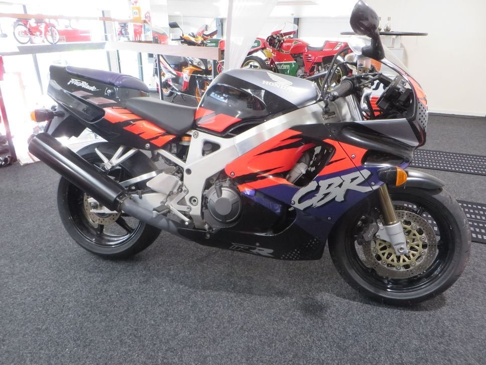 HONDA CBR 900 RR FIREBLADE (bj 1992) Km, Motoren, Motoren | Honda, 893 cc, HONDA, 4 cilinders, Motorrijbewijs A