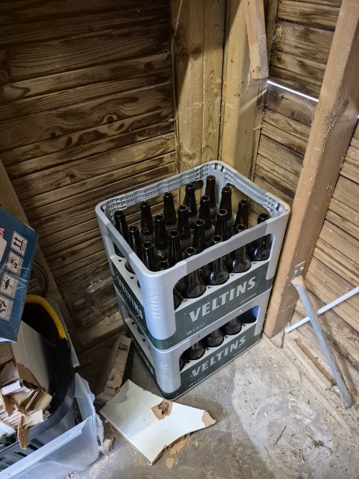 gratis statiegeld duitsland 2 lege kratten bier, Ophalen