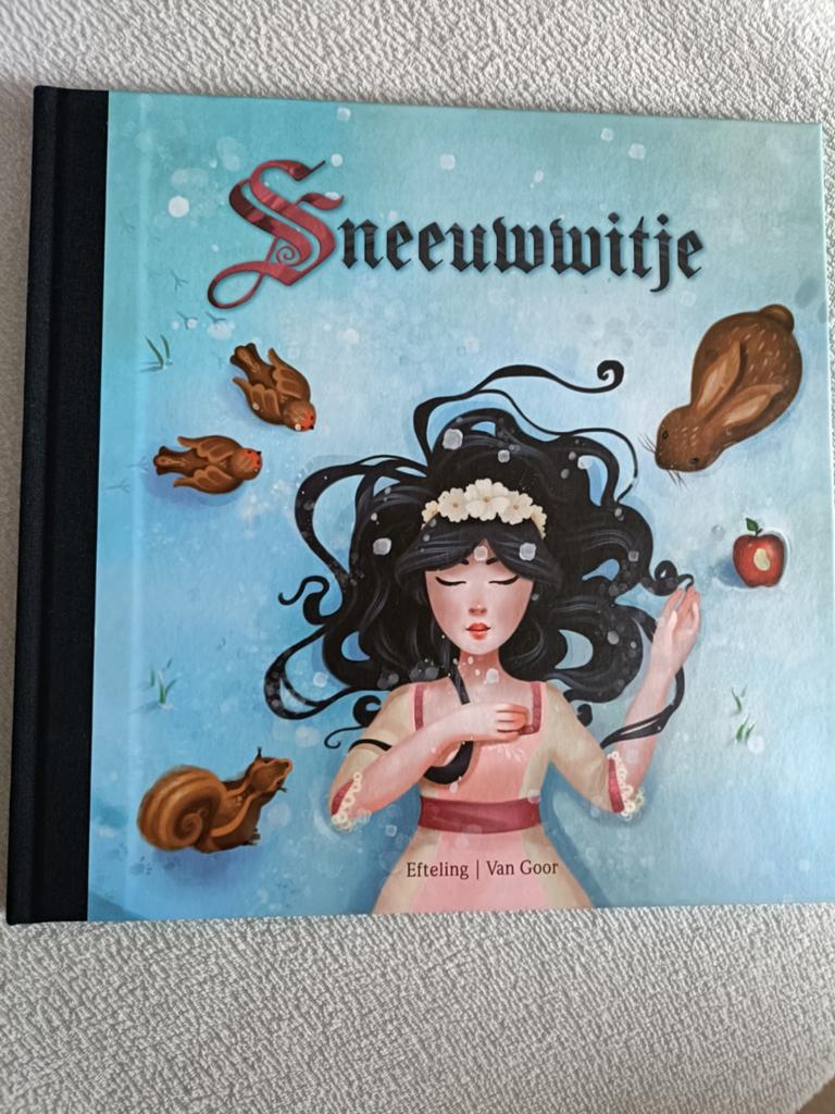 Efteling boek Sneeuwwitje, Ophalen of Verzenden, Zo goed als nieuw, Overige typen