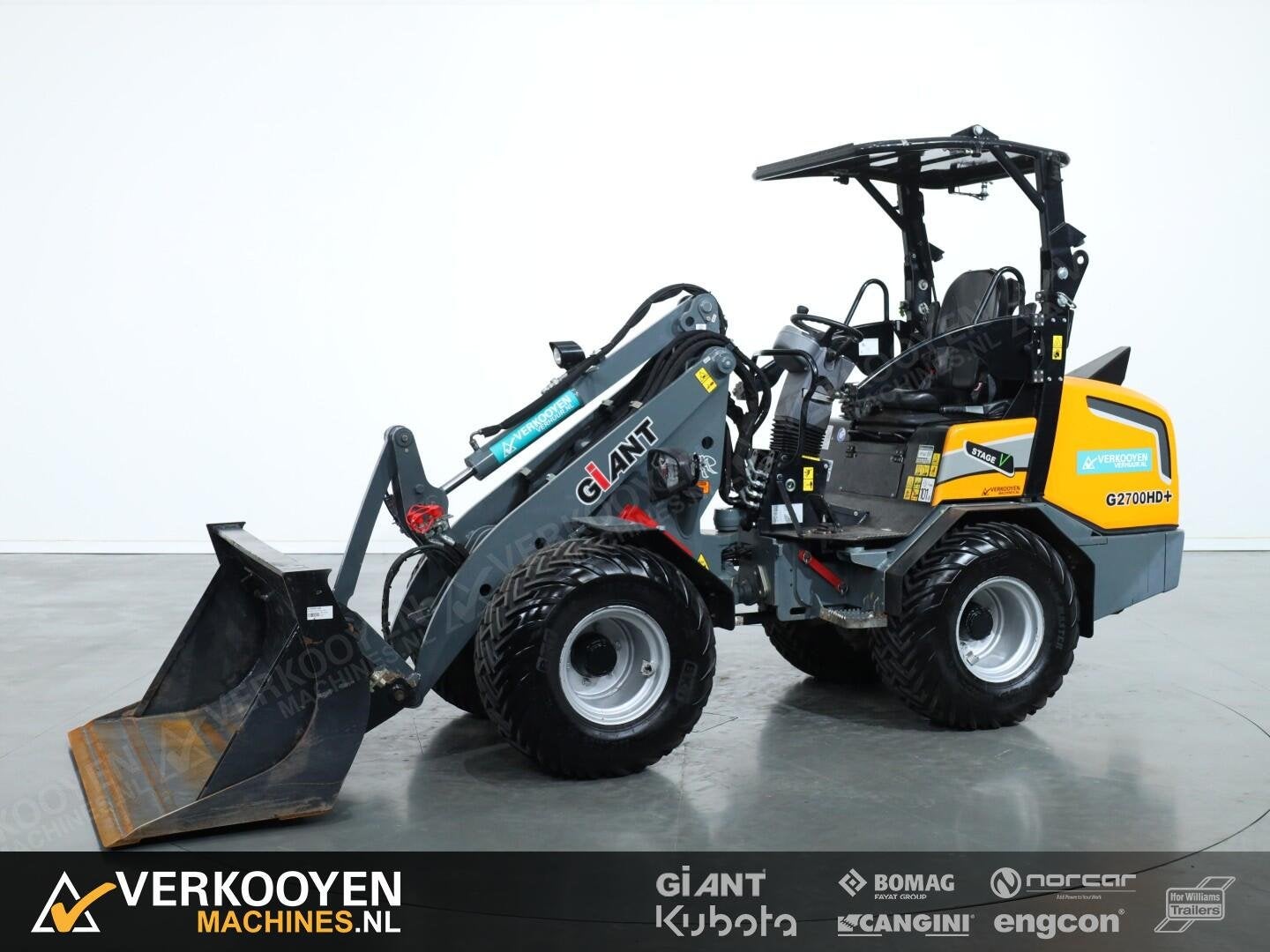 2020 Giant G2700 HD+ VV1463, Wiellader of Shovel