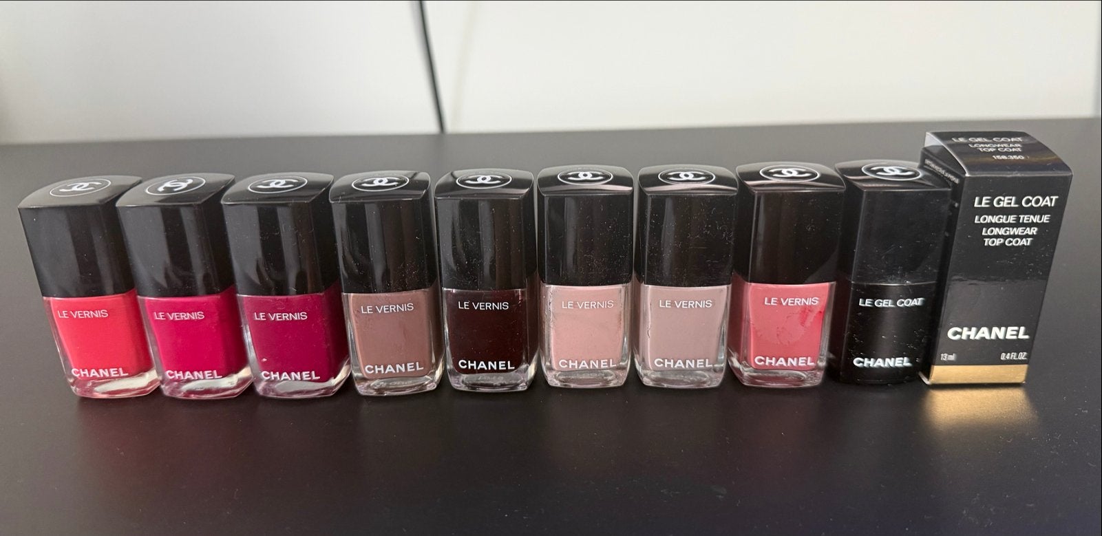 Chanel Le Vernis Nagellak Set - 8 Lakjes + 2 Le Gel Coats, Ophalen of Verzenden, Gebruikt, Overige typen
