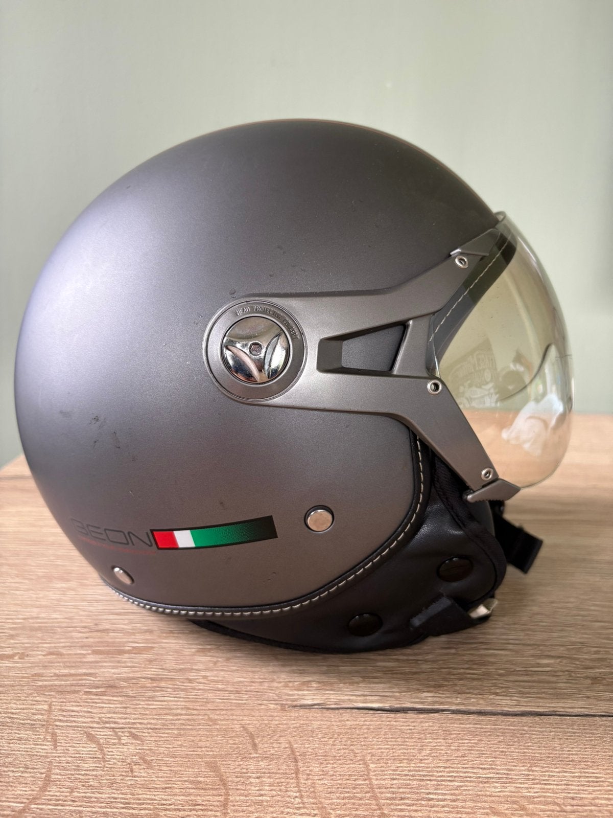 Set scooter/bromfiets helmen, per stuk of als paar, Fietsen en Brommers, Brommerhelmen, Ophalen, Zo goed als nieuw, Small