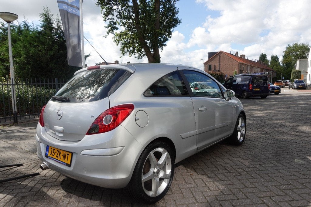 Opel CORSA 1.4-16V SPORT Airco, Gebruikt, 4 cilinders, Bedrijf, Handgeschakeld
