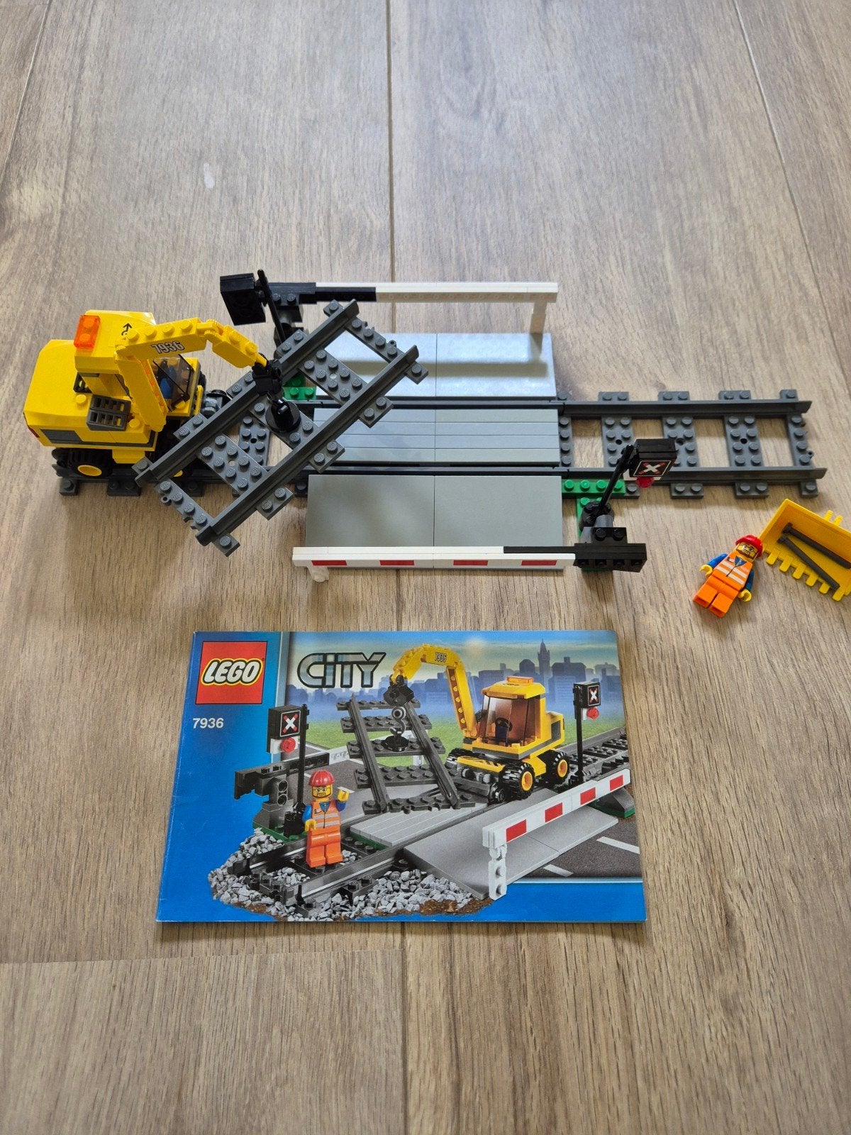 Lego city legocity 7936 spoorwegovergang levelcrossing trein, Lego, Compleet, Ophalen of Verzenden, Complete set