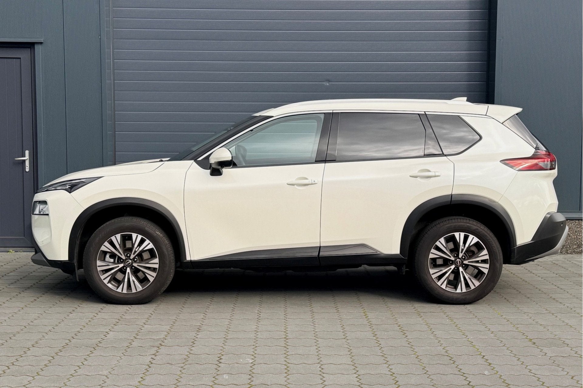 Nissan X-Trail 1.5 e-Power N-Connecta 14925KM! PANO 360 CAME, Dealer onderhouden, Gebruikt, Wit, Origineel Nederlands