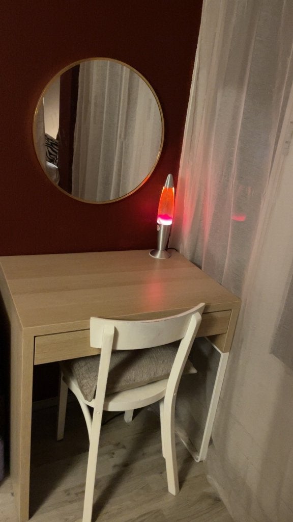 Bureau Ikea, Ophalen, Gebruikt, Kabelgoot, Bruin