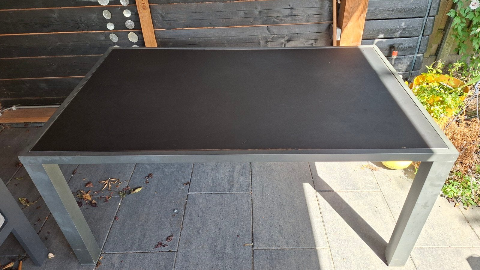 Tuintafel met glazen blad en aluminium frame, Ophalen, Gebruikt, Rechthoekig, Aluminium