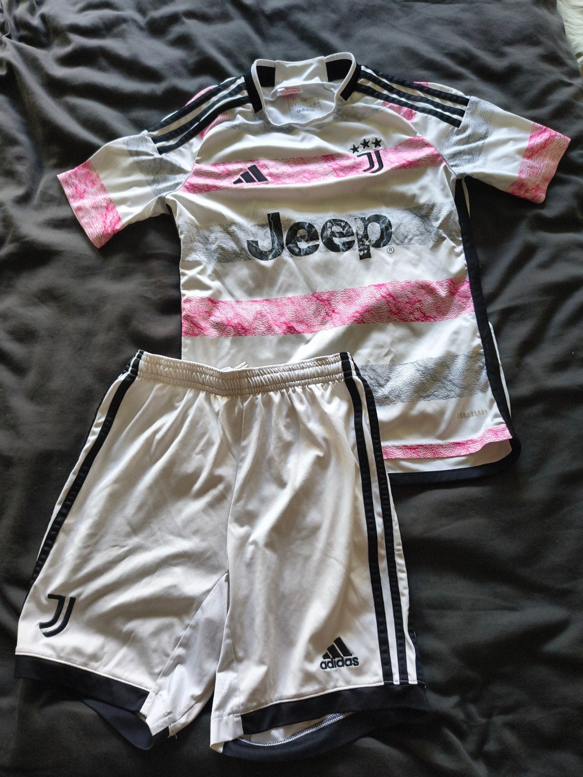 Juventus Adidas voetbaltenue 11-12 jaar (maat 152), Kinderen en Baby's, Kinderkleding | Overige, Ophalen of Verzenden, Gebruikt