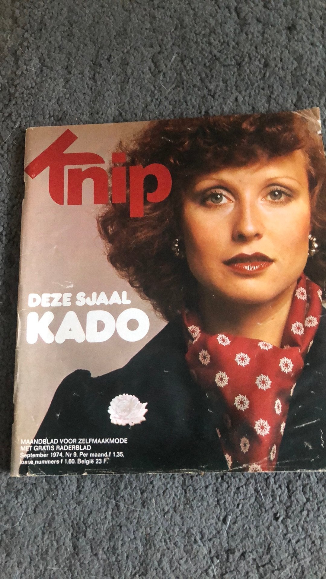 Knip modeblad met raderblad, Ophalen, Zo goed als nieuw, Vrouw, Knipmode