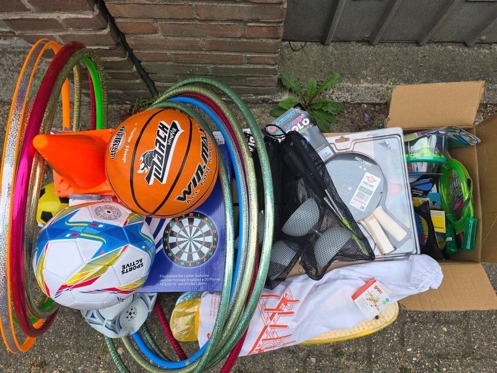 Grote partij speelgoed en sportartikelen, Ophalen of Verzenden, Nieuw