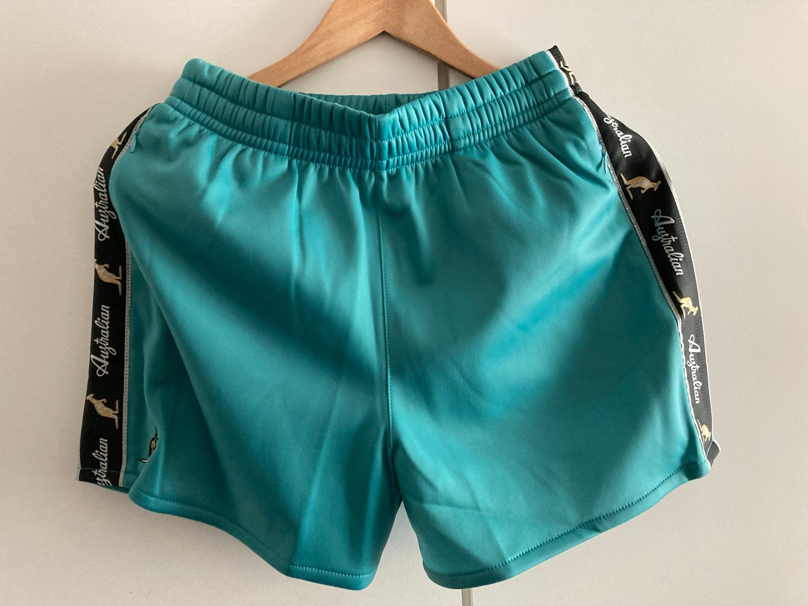 Australian dames korte broek maat M nieuw, Kleding | Dames, Maat 38/40 (M), Kort, Nieuw, Verzenden