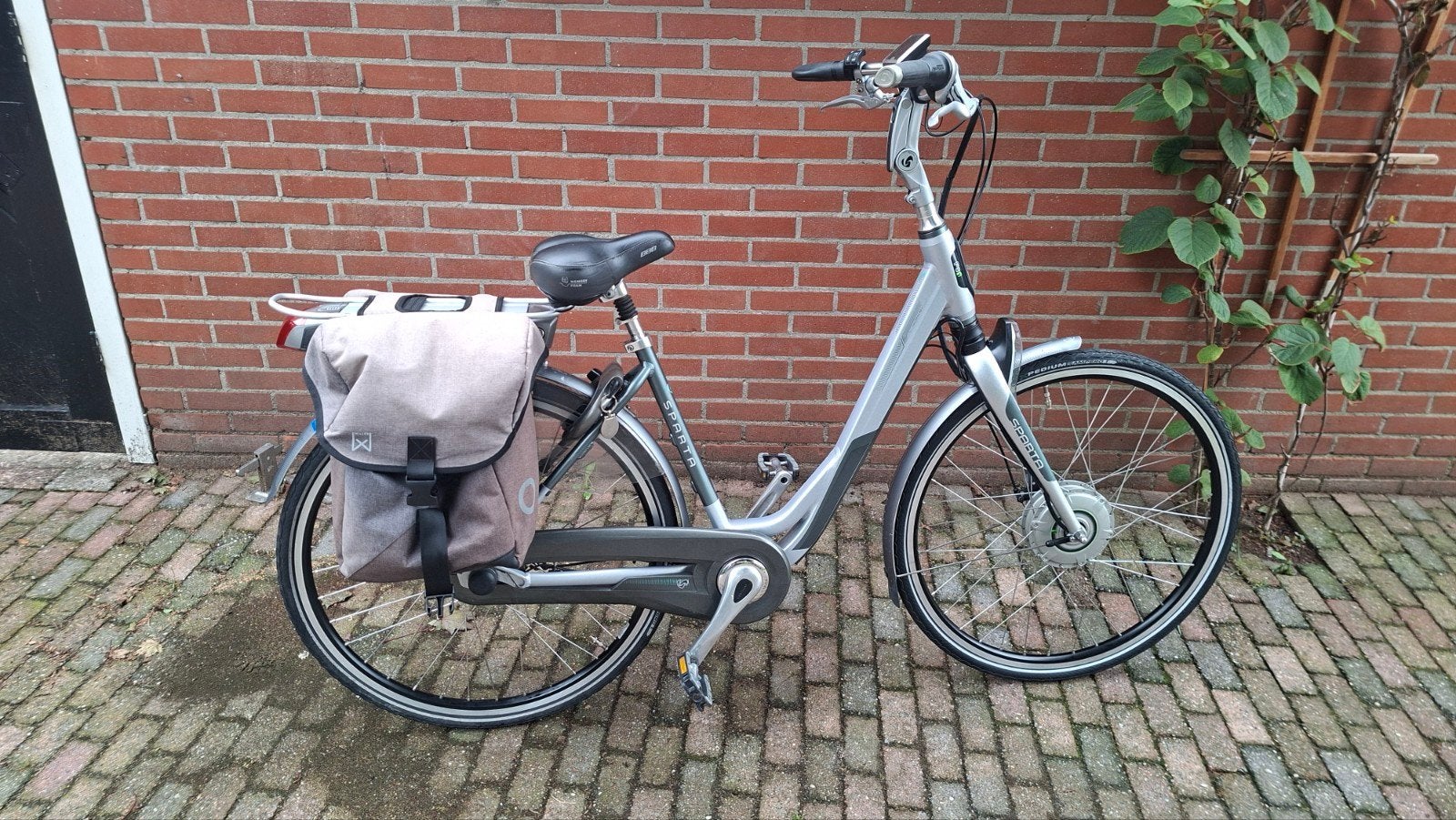 Sparta F8 Ion Luxe E-bike - Geruisloos & Compleet, Fietsen en Brommers, Elektrische fietsen, 47 tot 51 cm, Ophalen, Gebruikt, Sparta