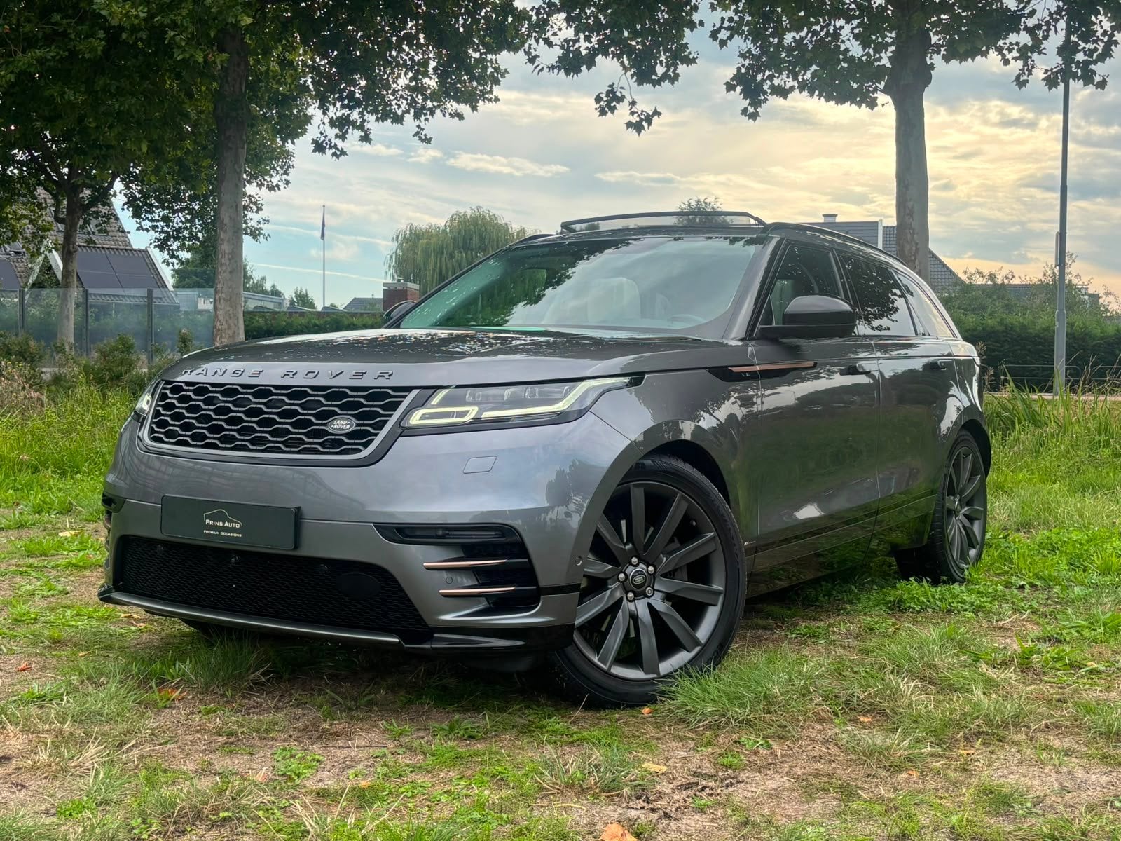 Land Rover Range Rover Velar 3.0 V6 AWD R-Dynamic HSE |PANO|, Auto's, Gebruikt, 2993 cc, 241 €/maand, Bedrijf