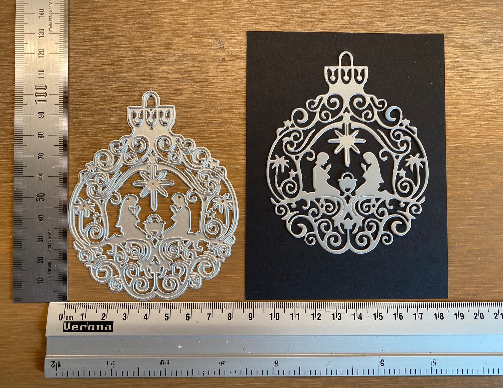 Snijmal Kerstbal met Afbeelding, Ophalen of Verzenden, Nieuw, Kerst, Pons of Mal