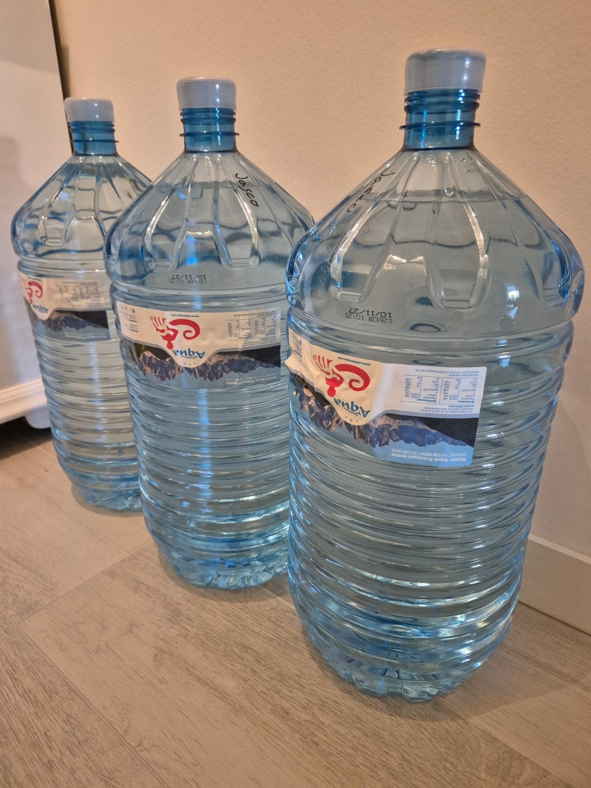 Waterfles 18 ltr t.b.v. waterkoeler. €15,- p/st. Uit voorraa, Ophalen